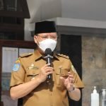 Gubernur Rohidin Minta Seluruh Elemen Bergerak Salurkan Paket Bantuan kepada Masyarakat