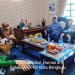 Kunjungi Dinsos, DPRD Kota Bengkulu Minta Fokus Tangani C-19