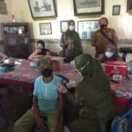 Giat Vaksin Polsek Seberang Ulu 1 di Kampung Kapitan 7 Ulu
