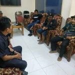 Warga Dayak Meratus ‘Ngeluruk’ DPRD HST, Keluhkan Jalan Rusak