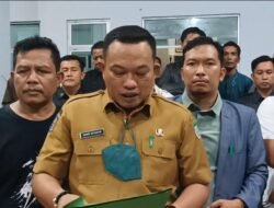 Bupati dan Wakil Bupati Pasang Badan, Bebaskan Masyarakat Pasar Seluma