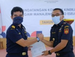 Ambang Priyonggo Tanda Tangan Kontrak Kinerja Dan Piagam Manajemen Tahun 2022