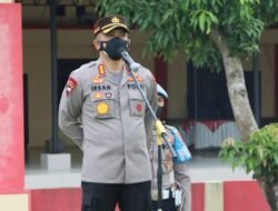 Laksanakan Upacara, Kapolresta Deli Serdang Beri Anugrah Reward Kepada Personil Berprestasi