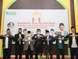 PP IKADI Anugarahi Herman Deru Penghargaan Sebagai Tokoh Nasional Peduli Dakwah Islam Rahmatan Lil’Alamin