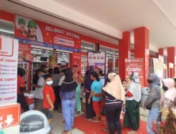 Alfamidi Super hadir di Jalan Manukan Tama Surabaya Barat