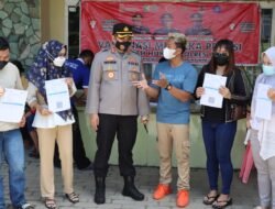 Bersama Paris Pernandes Kapolres Binjai Ajak Warga Vaksin
