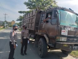 Antisipasi Penyebaran Covid 19 Polsek Beringin Polresta Deli Serdang Bagikan Masker