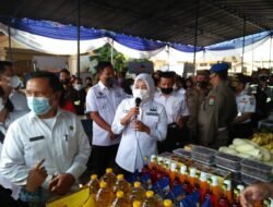 Wakil Walikota Palembang Hadiri Pasar Murah di Kecamatan Sukarame