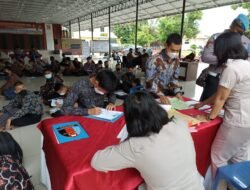 Besarnya animo remaja putra dan putri dalam pendaftaran sebagai Anggota Polri
