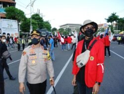 Kapolrestabes Surabaya Bersama Ketua DPRD Jatim Langsung Menemui Teman-teman Mahasiswa