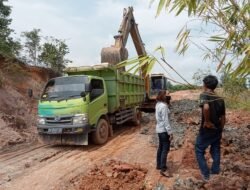 Pengerukan Dan Galian Tanah Ilegal Di Talang Kemang Gandus Diduga Libatkan LURAH dan CAMAT Setempat