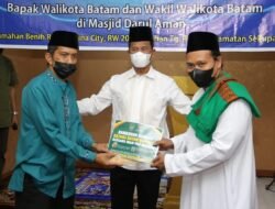 Pemko Batam Memberikan Bantuan Pembangunan Di Sejumlah Rumah Ibadah