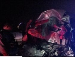 Lakalantas di Jalan Tol Medan- Tebingtinggi, Mobil Toyota Hiace Tabrak Truk, 1 Tewas 5 Luka-Luka
