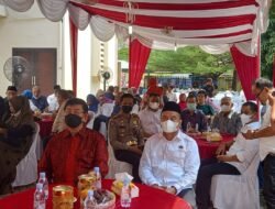 PWI Sumut Bersama E-TROOPERS Gelar Halal Bihalal dan Serahkan ‘Press Card Number One’