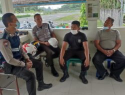 Bhabinkamtibmas Sambang Karyawan Pabrik Kelapa Sawit