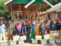 Warga Benua Riam Sambut Kedatangan Kepala Staf Kodam (Kasdam) VI Mulawarman