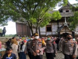 Kapolres Tanah Datar AKBP Ruli Indra Wijayanto Mengimbau Wisatawan yang Berkunjung Ke Tanah Datar Menerapkan Prokes