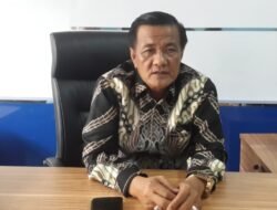 SMK Negeri 2 Melepas 752 Siswa dan 8 Guru Purnabakti