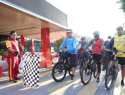 Menjelang Hari Bhayangkara Ke-76, Polres Karimun Bersama TNI dan Awak Media Lakukan Fun Bike Bersama