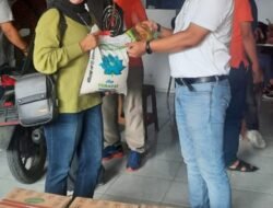 Ketum Forkolimat salurkan sembako kepada Jurnalis Pewarta