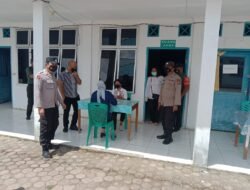 Personil Polsek Laguboti Polres Toba laksanakan pengamanan kegiatan Vaksinasi