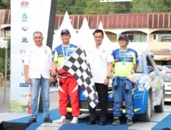 Kapolres Simalungun Dampingi Dirlantas Poldasu Hadiri Closing Ceremonial Even Danau Toba Rally 2022 Di Parapat