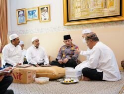 Takziah ke Rumah Duka Habib Zen Bin Umar, Kapolri : Beliau Saya Anggap Ayah Sendiri