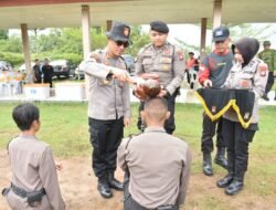 DIRSAMAPTA POLDA KEPRI PIMPIN TRADISI PEMBARETAN BINTARA REMAJA TAHUN 2022
