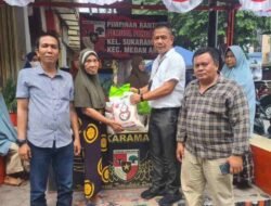 Jumat Barokah, Ketua Pewarta Kembali Gulirkan Sembako kepada Puluhan Kaum Duafa