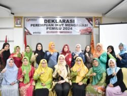 Dorong Partisipasi Masyarakat. Bawaslu Kota Bengkulu bersama Kelompok Perempuan Deklarasi Siap Awasi Pemilu 2024