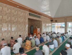 Khutbah Jum’at, Panwascam Talang Empat : Sukseskan Pemilu 2024