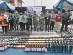 Kanwil Bea dan Cukai Sumbagtim Lakukan Pemusnahan Serentak Secara Simultan Di Tiga Tempat