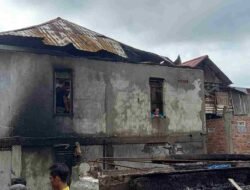Diduga Arus Pendek, Tiga Rumah Warga di Amuk Sijago Merah