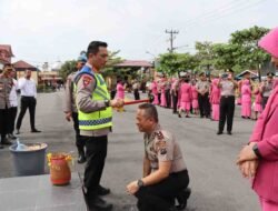 Kapolresta Deli Serdang Pimpin Upacara Kenaikan Pangkat Anggota Polri Polresta Deli Serdang