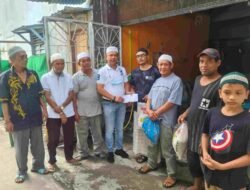 Warga AR. Hakim Meninggal, Ketua Pewarta Beri Santunan Duka