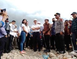 Kapolda Sumut Dampingi Menko Marvest RI Tinjau Progres Pembangunan Venue F1H20 di  Balige