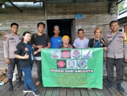 Berbagi rezeki dari kawan komunitas untuk nenek Safinah