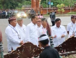 Presiden Jokowi Apresiasi Budaya Jegog Serta Kain Songket Saat Kunjungan ke Jembrana Bali