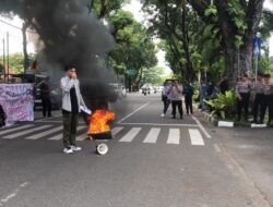 Masa PMM Desak Walikota Padang Bawa Kasus Pembongkaran Rumah Singgah Bung Karno ke Ranah Hukum