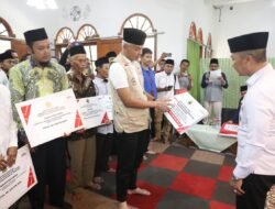 Ganjar Pranowo, Memulai Transisi Energi Lewat LPTS Rooftop di Pesantren
