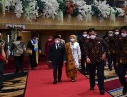 Wakil Presiden Maruf Amin Hadiri Pengukuhan Guru Besar Putrinya ke 4 di UNESA