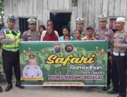 Sat Lantas Polres Serga Kembali Memberikan Bansos Kepada Warga Kurang Mampu
