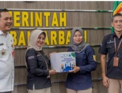 Walikota Aditya Mufti serahkan Paket Ramadhan untuk Pensiunan ASN dan Wartawan Banjarbaru