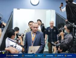 DKPP JATUHKAN SANKSI PERINGATAN KEPADA KETUA KPU RI