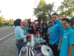Ramadhan Berkah, Pengurus KNPI Padang Pariaman Gelar Giat Berbagi Takjil dan Buka Bersama