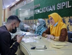 Antusias Masyarakat Mengurus Adminduk Pasca Libur Idul Fitri