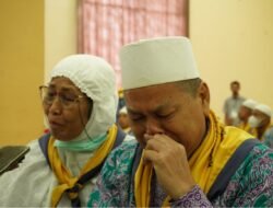 Ramli, Calhaj Tunanetra Asal Tebing Tinggi Bersyukur Bisa Berangkat Haji Bersama Istri