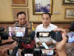Walikota Eri Cahya Memastikan Korban Kebakaran di Sambikerep Tercover Biaya Pengobatan