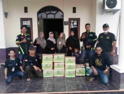 Komunitas Sopir Banua Kalimantan Dan Relawan Banua, Serahkan Bantuan Korban Kebakaran