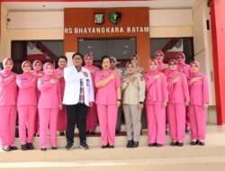 POLDA KEPRI Gelar Pemeriksaan IVA Dan STUNTING Pada Anak – Anak memperingati Hari Gerak Bhayangkari Ke – 71